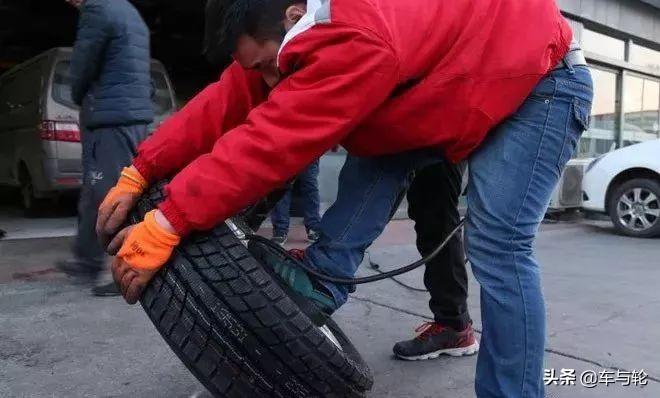 双11,集群车宝“炮轰”电商:汽服店不能沦为电商的安装点