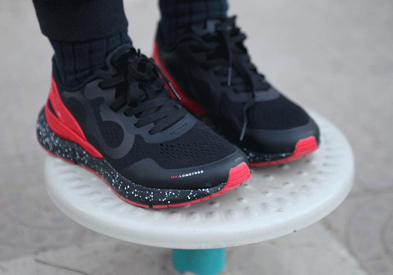 咕咚智能跑鞋21k超轻款适合人群,咕咚智能跑鞋10kst02