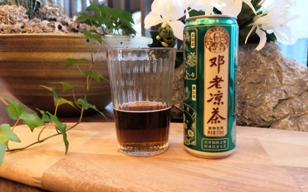 刮痧排毒的作用与功效,刮痧清热除湿的方法是什么