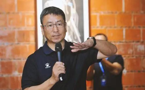 白岩松经典语录感悟人生哲理 (白岩松经典语录集锦好的变成坏的)