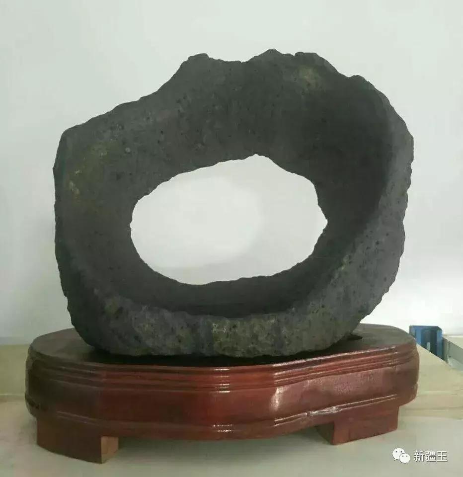 疆北奇石,正宗新疆奇石图片