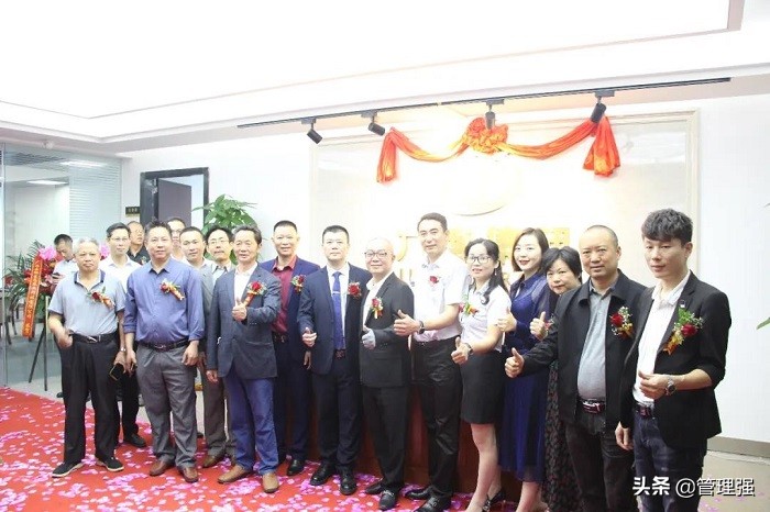 热烈祝贺集团公司成立10周年,热烈庆祝集团成立十周年