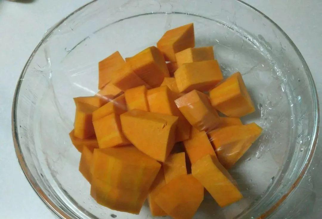 不含添加剂南瓜面包,不用烤箱的南瓜面包