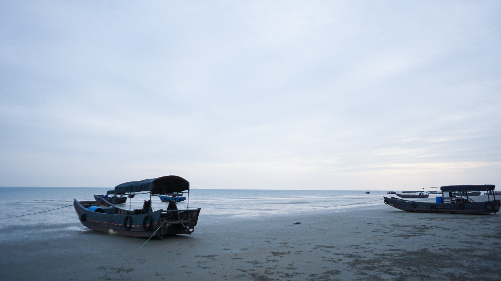 从北海一路开车到越南，都遇到了什么？