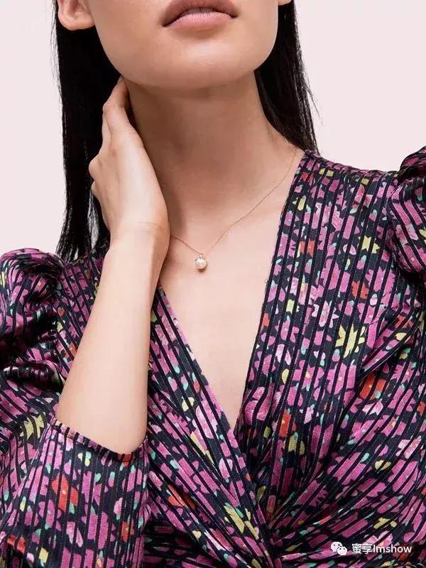 今年流行的饰品都有哪些款式,饰品有哪些风格可以介绍