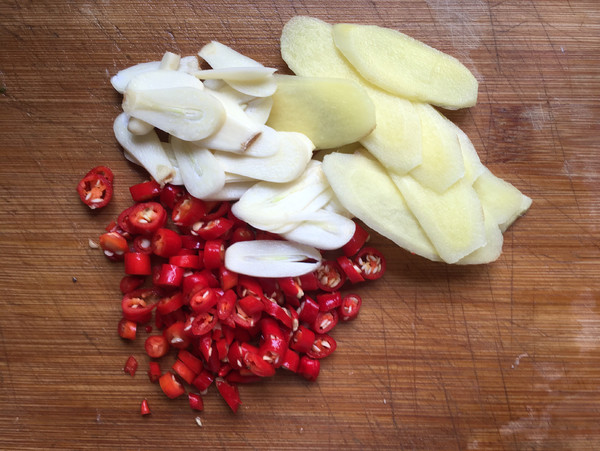 早餐白萝卜煮鸡蛋减脂,白萝卜怎么做好吃不放肉