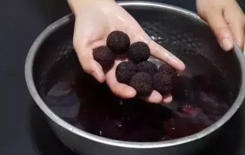 盐水泡了杨梅泡了半个小时没有虫,用什么泡杨梅能出来小白虫