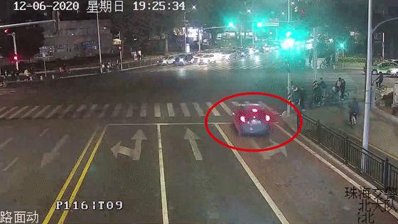 痛心！母亲一时疏忽，滚烫的饭粥倾撒小孩上半身，才10个月大！