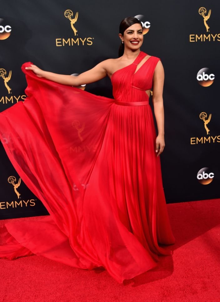 普里扬卡乔普拉图片,普里扬卡乔普拉超人