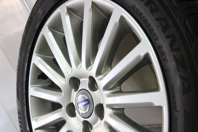 沃尔沃s80l翻新整备上海,沃尔沃s80l老车翻新福鼎