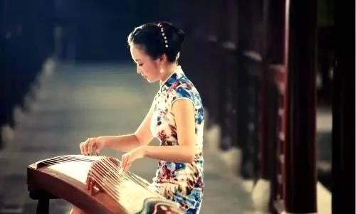 浪淘沙古筝乐谱背谱技巧,简单好背谱的古筝古风曲