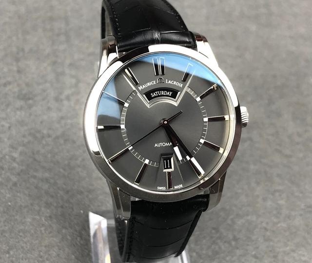 斩获多项国际设计大奖的产品,荣获日内瓦博览会金奖手表