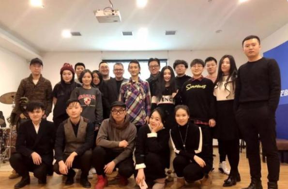 “伯克利”受明星偏爱，它是“野鸡大学”吗，相当于国内什么水平