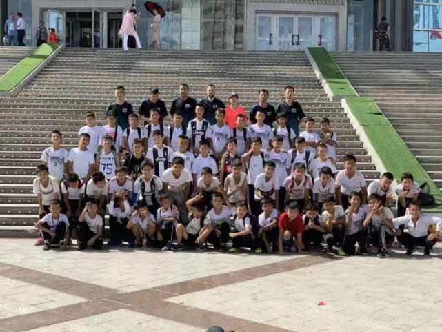 奔跑吧少年新疆足球,奔跑吧少年新疆青少年