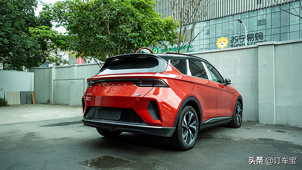 北汽新能源纯电suv汽车价格,新能源纯电suv极狐6座