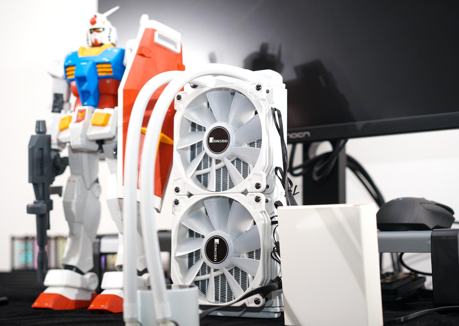 618装机用金士顿雷电RGB内存条？实测下来真的有点小惊喜