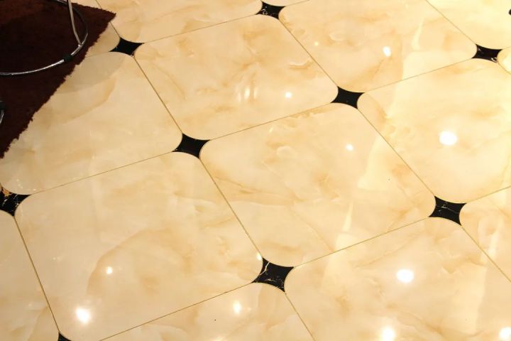 卫浴墙面瓷砖和地面瓷砖有必要吗,厨卫地砖用什么瓷砖好