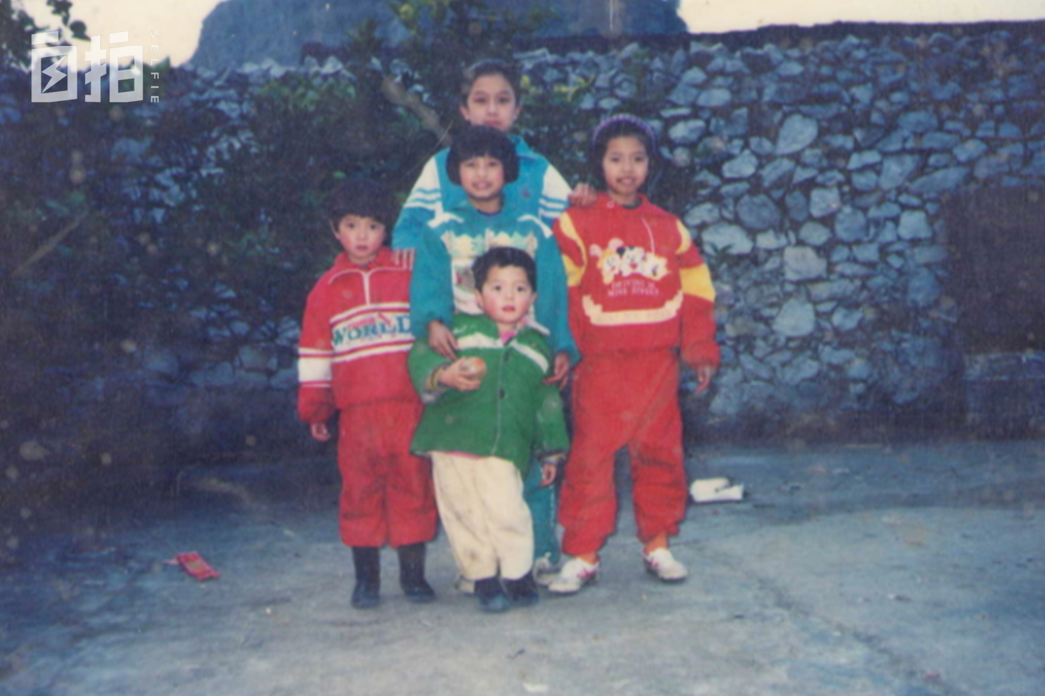 我,985毕业,在工商局当科员,投资失败后辞职,摆摊卖猪肉还债