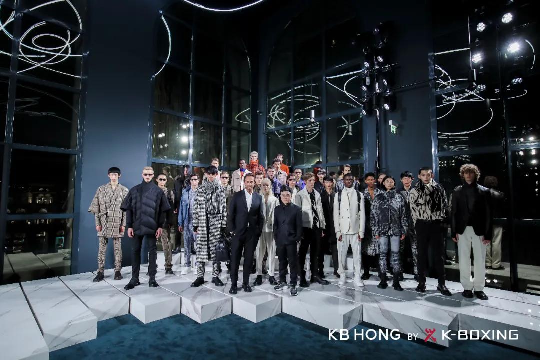 劲霸男装发布高端新国货战略,劲霸男装的发展史