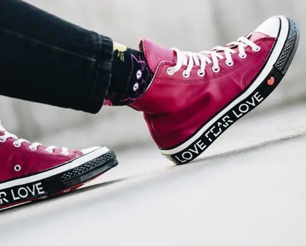 夏天帆布鞋学生,帆布鞋中的青春味道