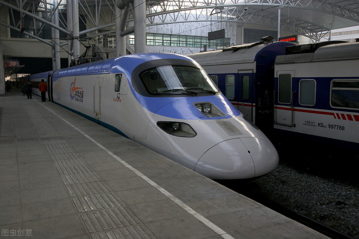 中国高铁技术引进始末,中国研发4000公里的高速列车