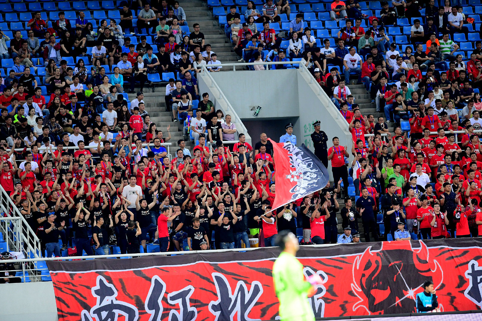 “辽足强则国足强”终成历史，67年历史辽宁足球解散