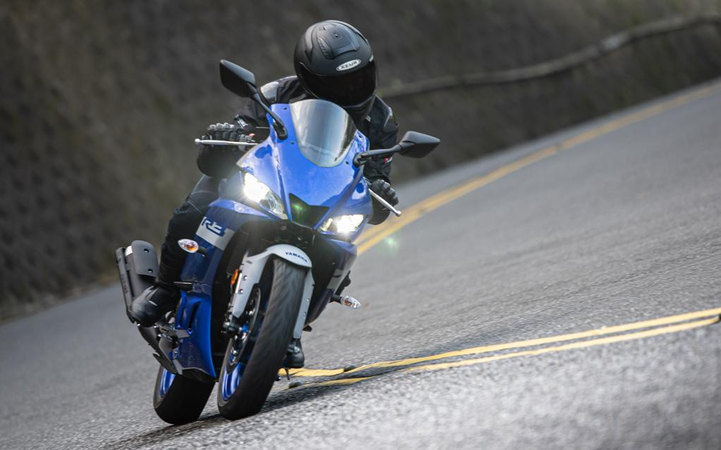 2020雅马哈r3车评,雅马哈r32023款车主