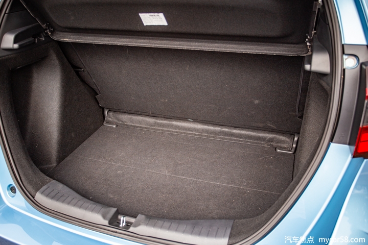 试驾四代飞度,本田飞度第四代测评