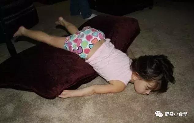 坐久了肩颈腰痛，那“久站”一定比“久坐”好吗？专家告诉你答案