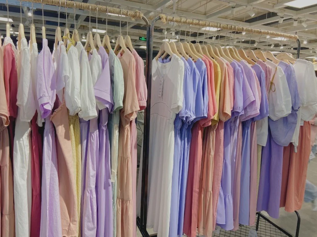 西安小众品牌服装店,西安时尚优雅女装街铺品牌