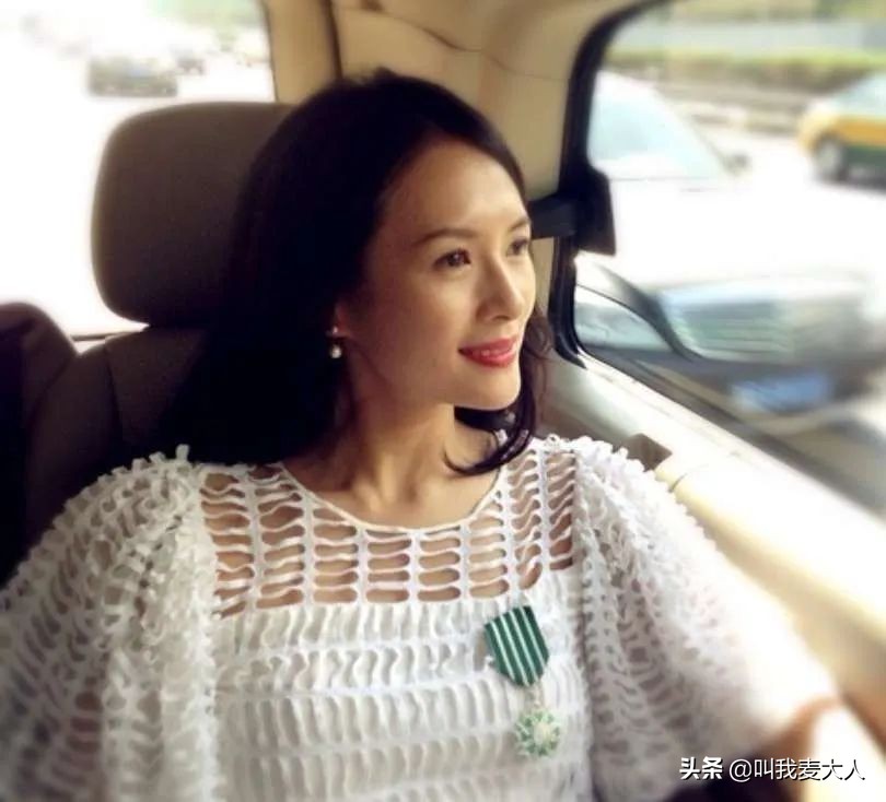 情路坎坷撒贝宁：经5段恋情，初恋比章子怡好看，洋媳妇身价上亿