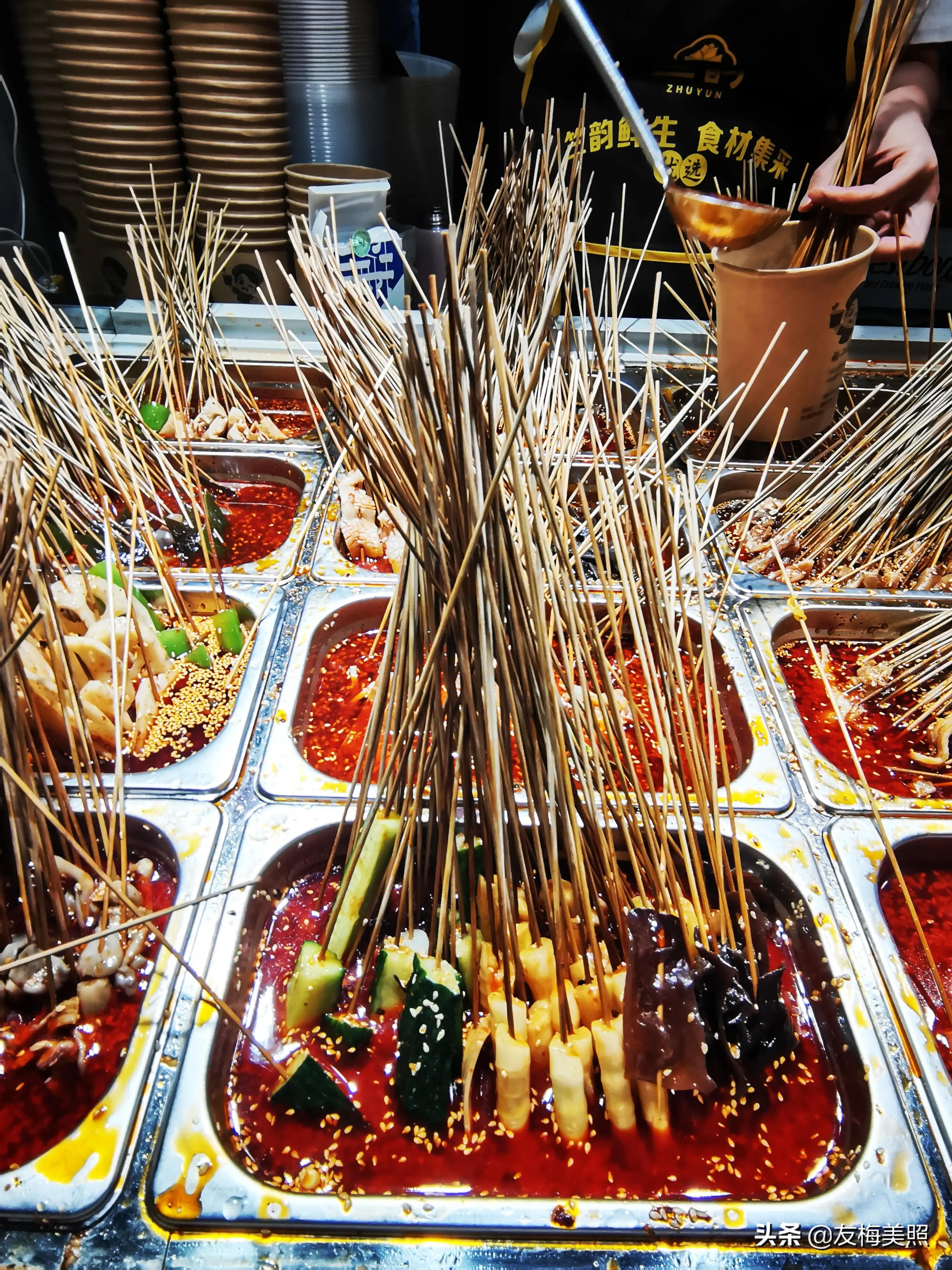 成都建设路附近有哪些好玩的地方,成都建设路小吃街最值得吃的小吃