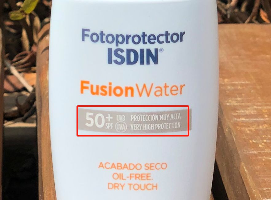 一到夏天就断货？这支水做的防晒液轻薄隐形，西班牙运动队同款！