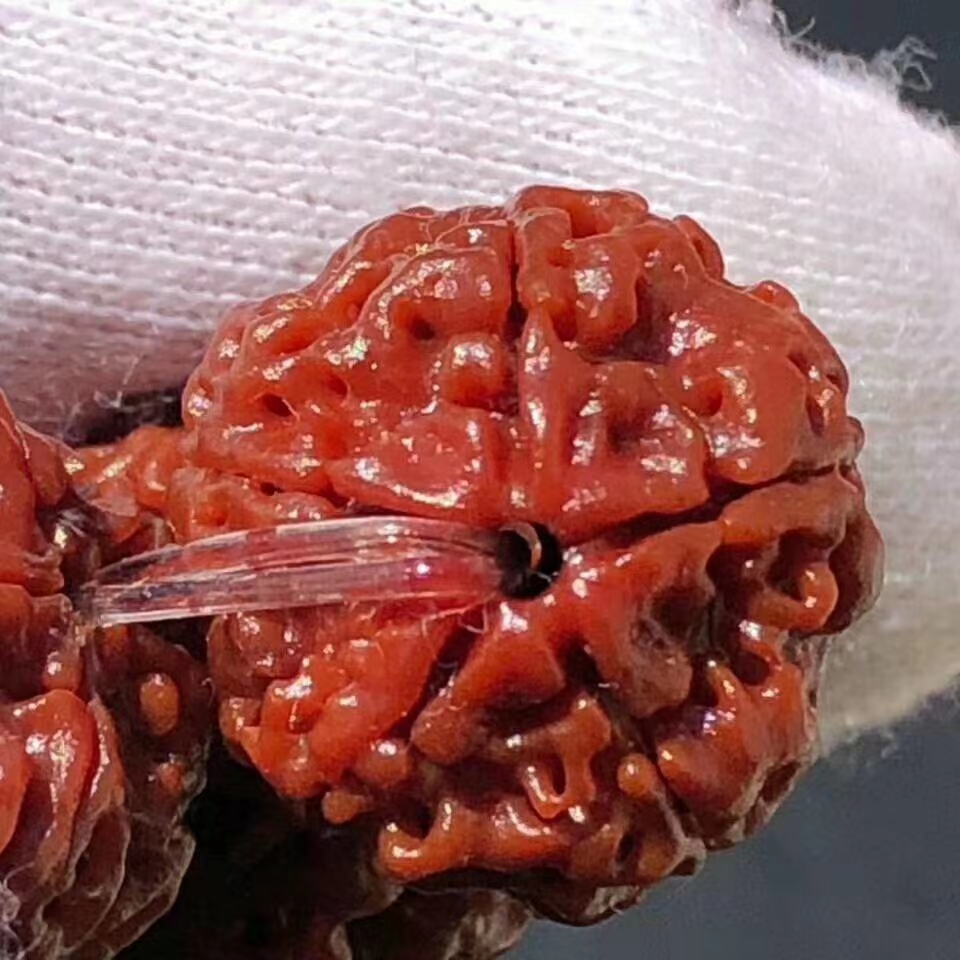 金刚菩提108怎么避免色差,金刚菩提有色差能用橄榄油吗