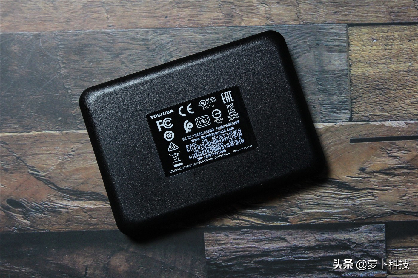 东芝移动硬盘新小黑a3优缺点,东芝移动硬盘a3和v10区别