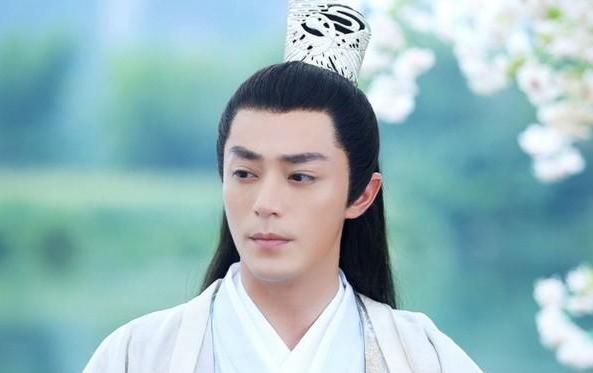 从不知名小演员到新生代顶流,从不温不火到大红大紫