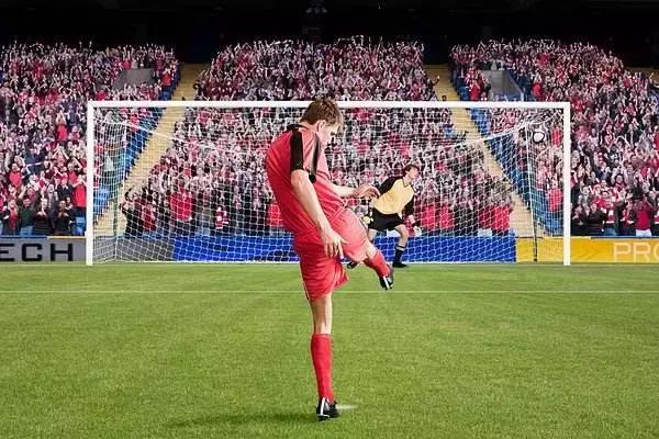 足球射门技巧小学生,足球点球射门小技巧