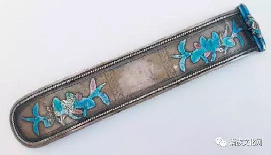 如展画轴—清代满族民间扁方赏析