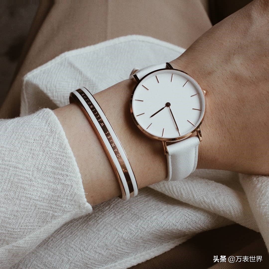 用勺子换一块劳力士,一块饼干几克