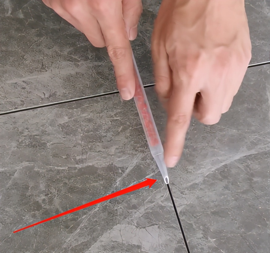 地板砖美缝除了美观还起什么作用,装修地板砖美缝就是这么简单