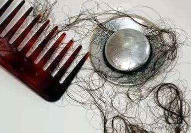 洗碗池下水道堵水了怎么拿下来,洗碗池水管堵住