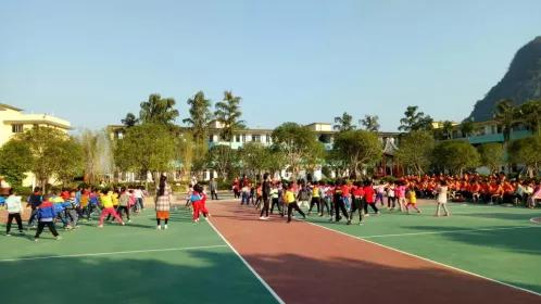 平乐源头二小视频,桂林平乐源头镇二小