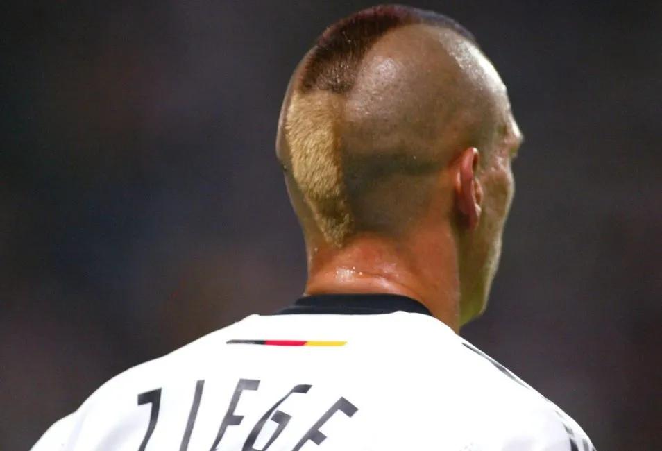 足球队员最帅的发型,足球运动员都留什么发型