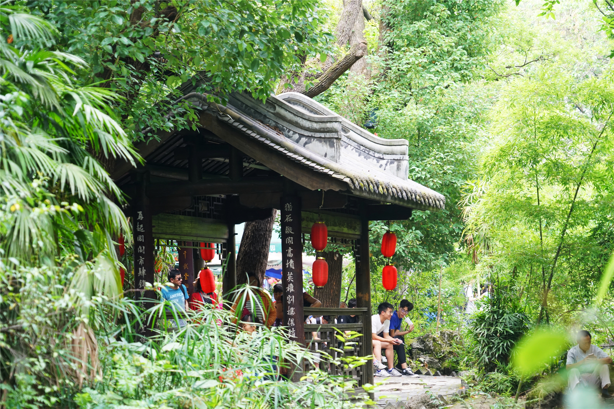 成都步行街是哪条路,成都步行街和长沙步行街