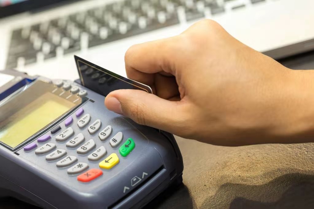 信用卡逾期一次影响办装修贷吗,信用卡逾期办理信用贷有影响吗