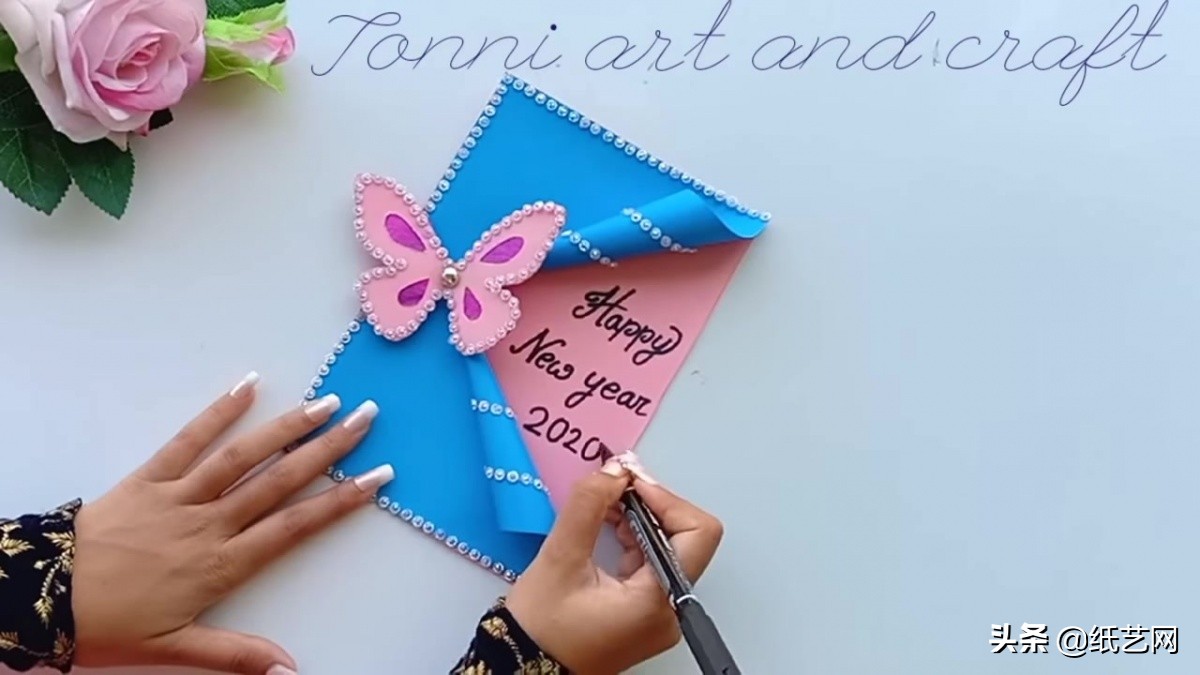 新年贺卡用卡纸还是彩纸,一看就会的超简单手工新年贺卡