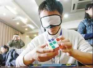 脚拧魔方世界纪录,脚拧魔方亚洲