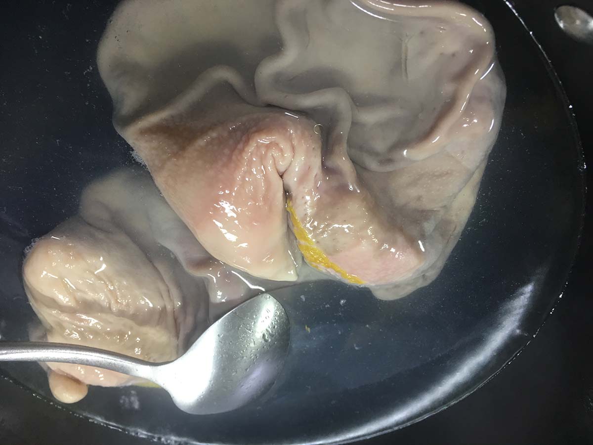 后厨阿姨餐具清洗,后厨阿姨打扫卫生视频