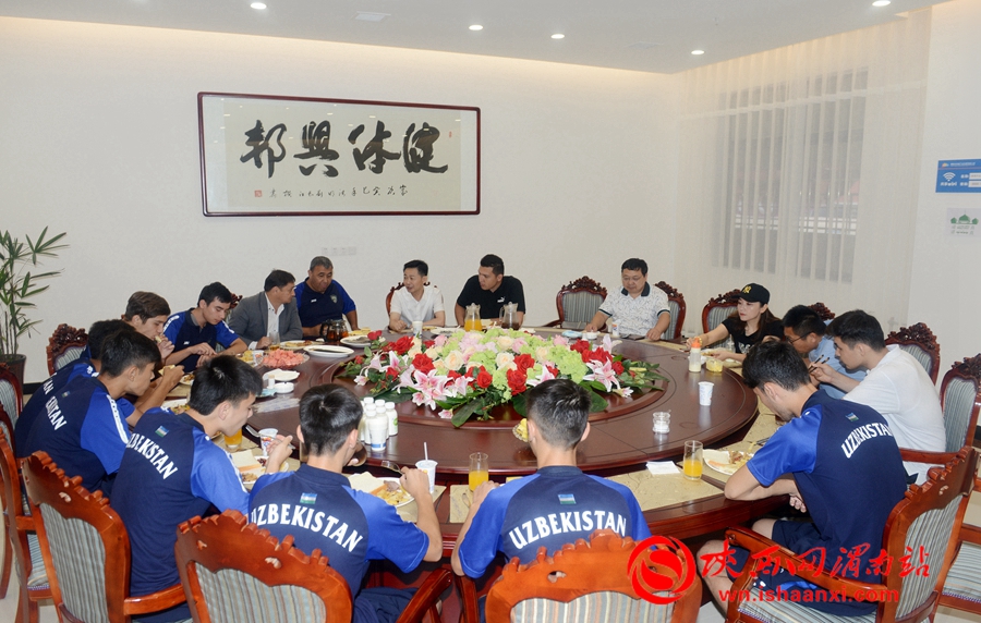 乌兹别克斯坦杯足球赛,乌兹别克斯坦与韩国队足球赛