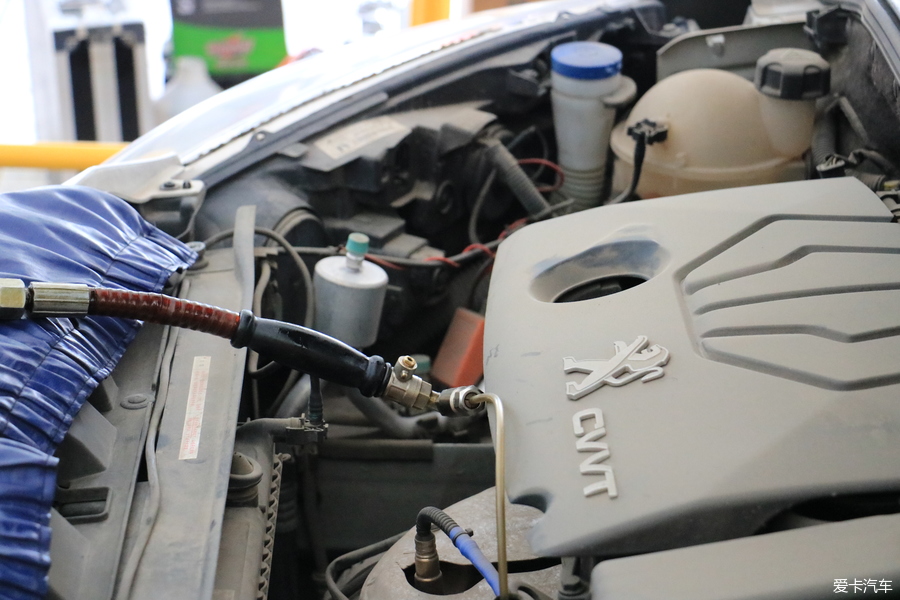 汽车5万km左右需要更换哪些零件,30万公里的车应该换哪些零部件